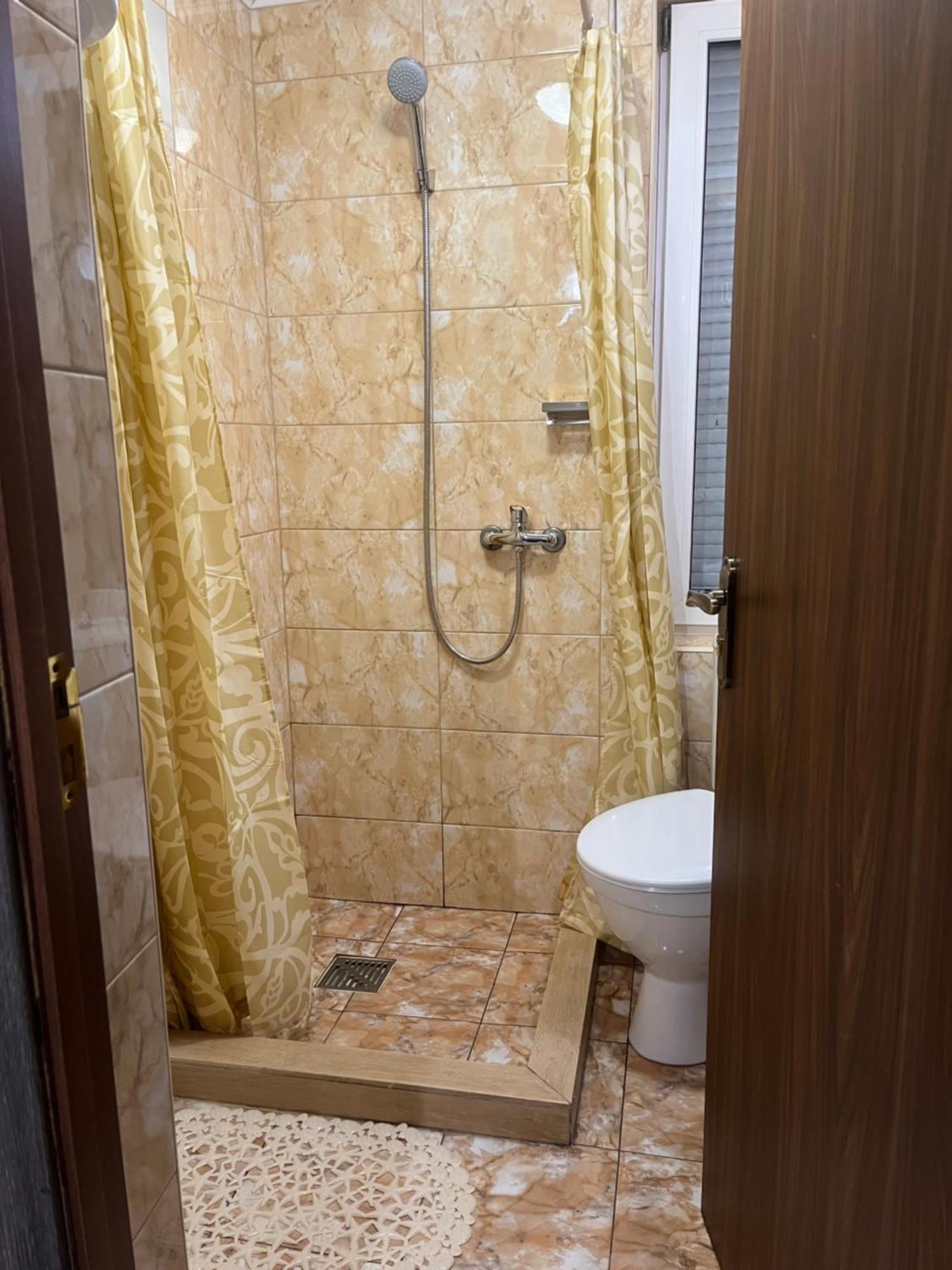окремий будинок-апартаменти Holiday home *